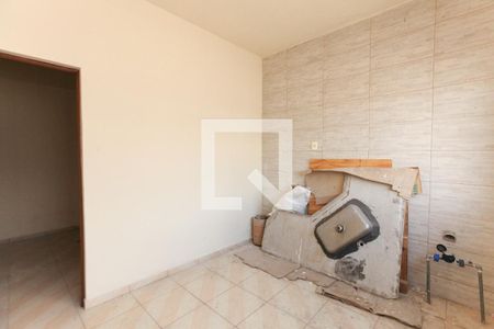 Quarto 1 de casa para alugar com 3 quartos, 65m² em Califórnia, Belo Horizonte
