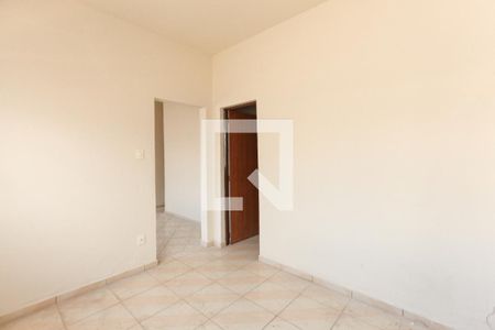 Quarto 1 de casa para alugar com 3 quartos, 65m² em Califórnia, Belo Horizonte
