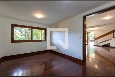 Casa à venda com 5 quartos, 700m² em Jardim dos Estados, São Paulo