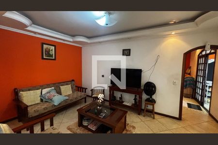 Sala de casa à venda com 4 quartos, 233m² em Utinga, Santo André