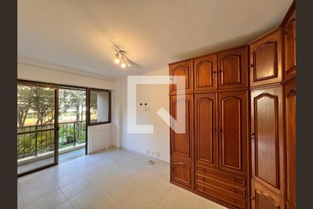 Suíte de apartamento para alugar com 3 quartos, 116m² em Barra da Tijuca, Rio de Janeiro