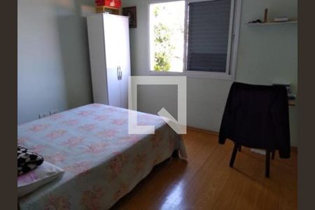 DORMITÓRIO de casa à venda com 3 quartos, 340m² em Bussocaba, Osasco