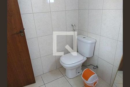 WC de casa à venda com 3 quartos, 340m² em Bussocaba, Osasco