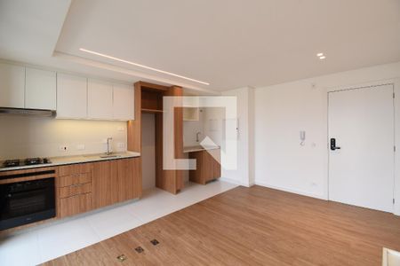 Sala e Cozinha de apartamento à venda com 3 quartos, 80m² em Juvevê, Curitiba