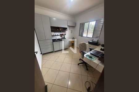 Casa à venda com 3 quartos, 277m² em Parque Novo Oratório, Santo André