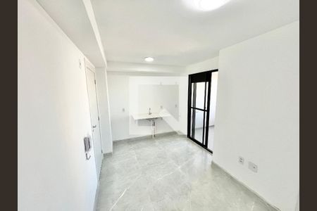 Sala/Cozinha de apartamento para alugar com 2 quartos, 37m² em Jardim Cachoeira, São Paulo