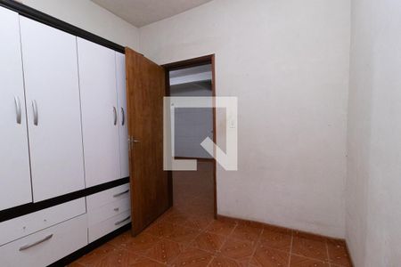 Quarto 1 de casa para alugar com 3 quartos, 80m² em Cidade Industrial de Curitiba, Curitiba
