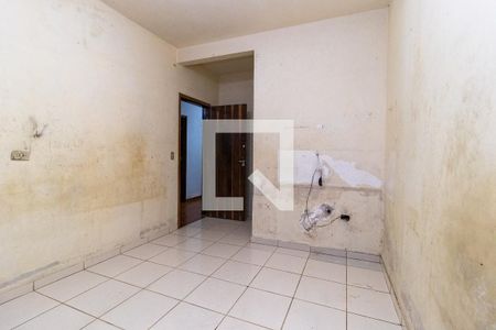 Quarto 2 - Suíte de casa para alugar com 3 quartos, 80m² em Cidade Industrial de Curitiba, Curitiba