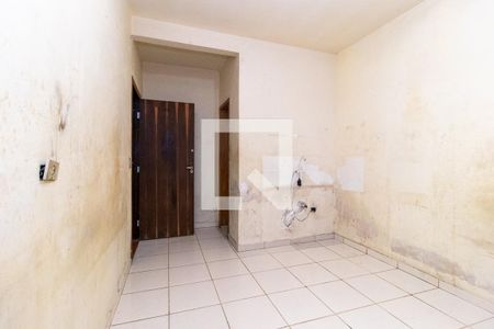 Quarto 2 - Suíte de casa para alugar com 3 quartos, 80m² em Cidade Industrial de Curitiba, Curitiba