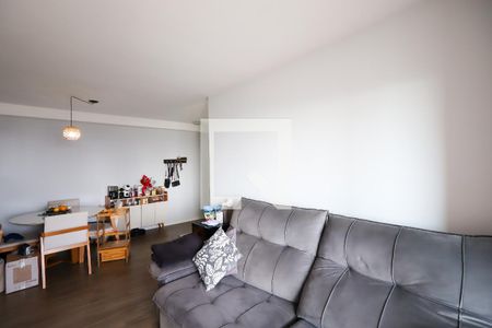 Sala de apartamento para alugar com 3 quartos, 81m² em Vila Isa, São Paulo