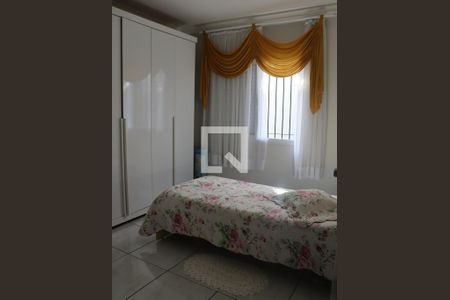 Casa à venda com 3 quartos, 353m² em Parque das Nações, Santo André