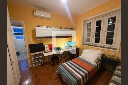 Quarto de apartamento à venda com 2 quartos, 68m² em Cosme Velho, Rio de Janeiro
