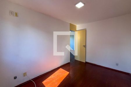 Quarto 1 de apartamento para alugar com 2 quartos, 64m² em Parque Bristol, São Paulo