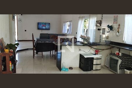 Casa à venda com 4 quartos, 272m² em Várzea das Moças, Niterói