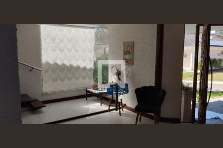 Casa à venda com 4 quartos, 272m² em Várzea das Moças, Niterói