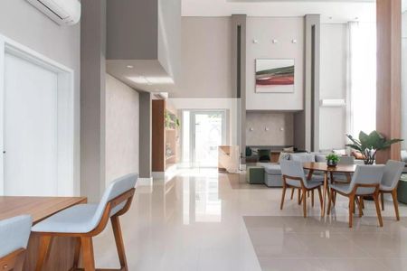 Apartamento à venda com 2 quartos, 81m² em Vila Firmiano Pinto, São Paulo