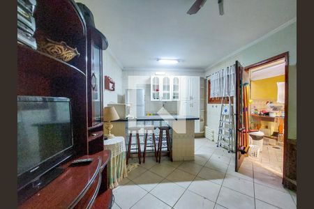 Sala/Cozinha de casa para alugar com 1 quarto, 170m² em Vila Maracana, São Paulo