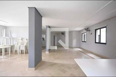 Apartamento para alugar com 2 quartos, 58m² em Jardim Wanda, Taboão da Serra