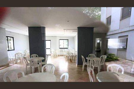 Apartamento para alugar com 2 quartos, 58m² em Jardim Wanda, Taboão da Serra