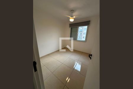 Quarto de apartamento para alugar com 3 quartos, 70m² em Jardim das Vertentes, São Paulo