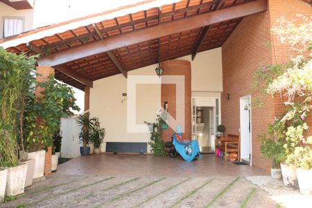 Casa de Condomínio para alugar com 3 quartos, 400m² em Jardim Sao Paulo Ii, Cotia