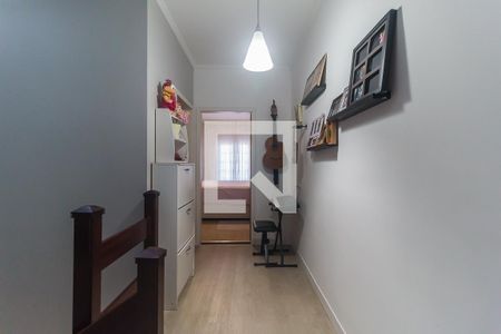 Hall de casa para alugar com 3 quartos, 160m² em Vila Suissa, Mogi das Cruzes