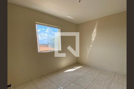 Quarto de apartamento para alugar com 2 quartos, 50m² em Vila Santa Rita, Belo Horizonte