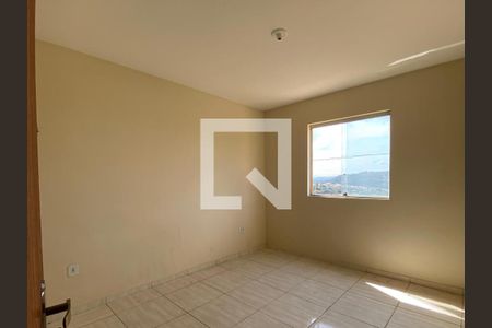Quarto de apartamento para alugar com 2 quartos, 50m² em Vila Santa Rita, Belo Horizonte