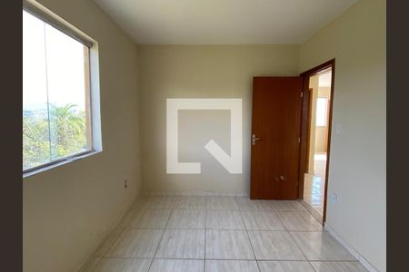 Quarto 2 de apartamento para alugar com 2 quartos, 44m² em Vila Santa Rita, Belo Horizonte