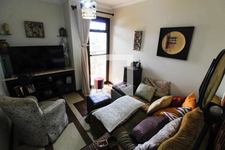 Quarto de apartamento à venda com 4 quartos, 145m² em Centro, Campinas