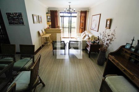 Sala de apartamento à venda com 4 quartos, 145m² em Centro, Campinas