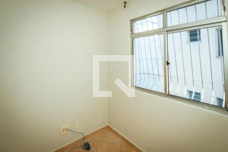 Quarto de apartamento para alugar com 2 quartos, 77m² em Manacás, Belo Horizonte