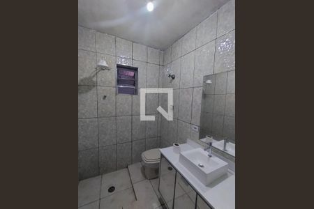 Banheiro social casa  de casa à venda com 4 quartos, 143m² em Jardim Petroni, São Bernardo do Campo