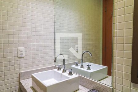 Banheiro de apartamento à venda com 1 quarto, 38m² em Jacarepaguá, Rio de Janeiro