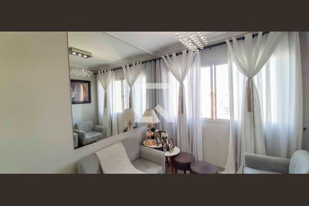 Apartamento à venda com 2 quartos, 72m² em Jardim Cláudia, São Paulo