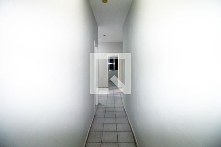 Sala - Corredor de casa para alugar com 5 quartos, 280m² em Penha Circular, Rio de Janeiro