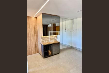 Quarto de apartamento à venda com 2 quartos, 104m² em Jardim Trevo, Jundiaí