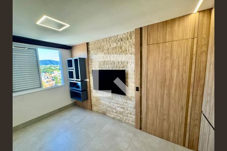 Quarto de apartamento à venda com 2 quartos, 104m² em Jardim Trevo, Jundiaí