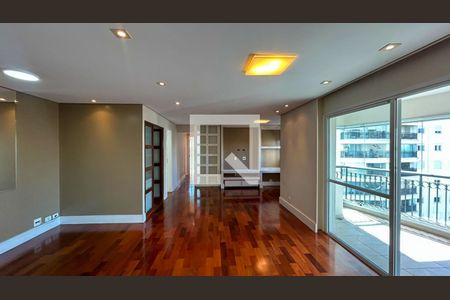 Sala de apartamento para alugar com 3 quartos, 120m² em Vila Campo Grande, São Paulo