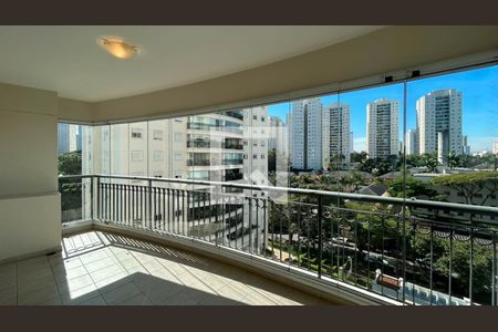 Varanda de apartamento para alugar com 3 quartos, 120m² em Vila Campo Grande, São Paulo