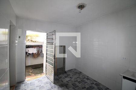 Sala / Cozinha de apartamento para alugar com 1 quarto, 25m² em Vila Nova Cachoeirinha, São Paulo