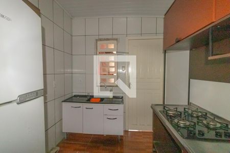Cozinha de casa à venda com 2 quartos, 100m² em Olaria, Canoas