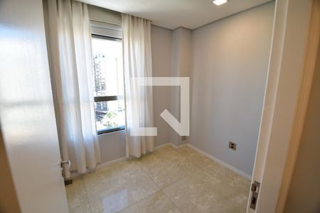 Quarto 1 de apartamento para alugar com 2 quartos, 70m² em Cambuí, Campinas