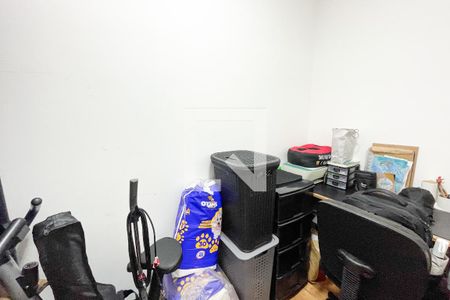 Quarto 1 de apartamento para alugar com 2 quartos, 52m² em Parque Maria Domitila, São Paulo