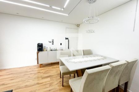 Sala / cozinha de apartamento para alugar com 2 quartos, 52m² em Parque Maria Domitila, São Paulo