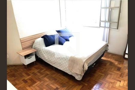 Quarto de casa à venda com 4 quartos, 385m² em São João Batista, Belo Horizonte