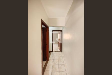 Corredor - Quartos de casa para alugar com 2 quartos, 90m² em Parque Vitoria, São Paulo