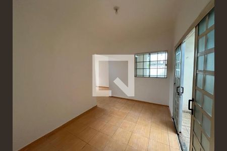 Sala de casa para alugar com 3 quartos, 180m² em Jardim Patricia, Uberlândia