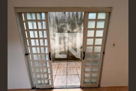 Sala de casa para alugar com 3 quartos, 180m² em Jardim Patricia, Uberlândia