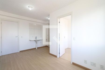 Sala/Cozinha/Área de serviço  de apartamento para alugar com 2 quartos, 36m² em Várzea da Barra Funda, São Paulo